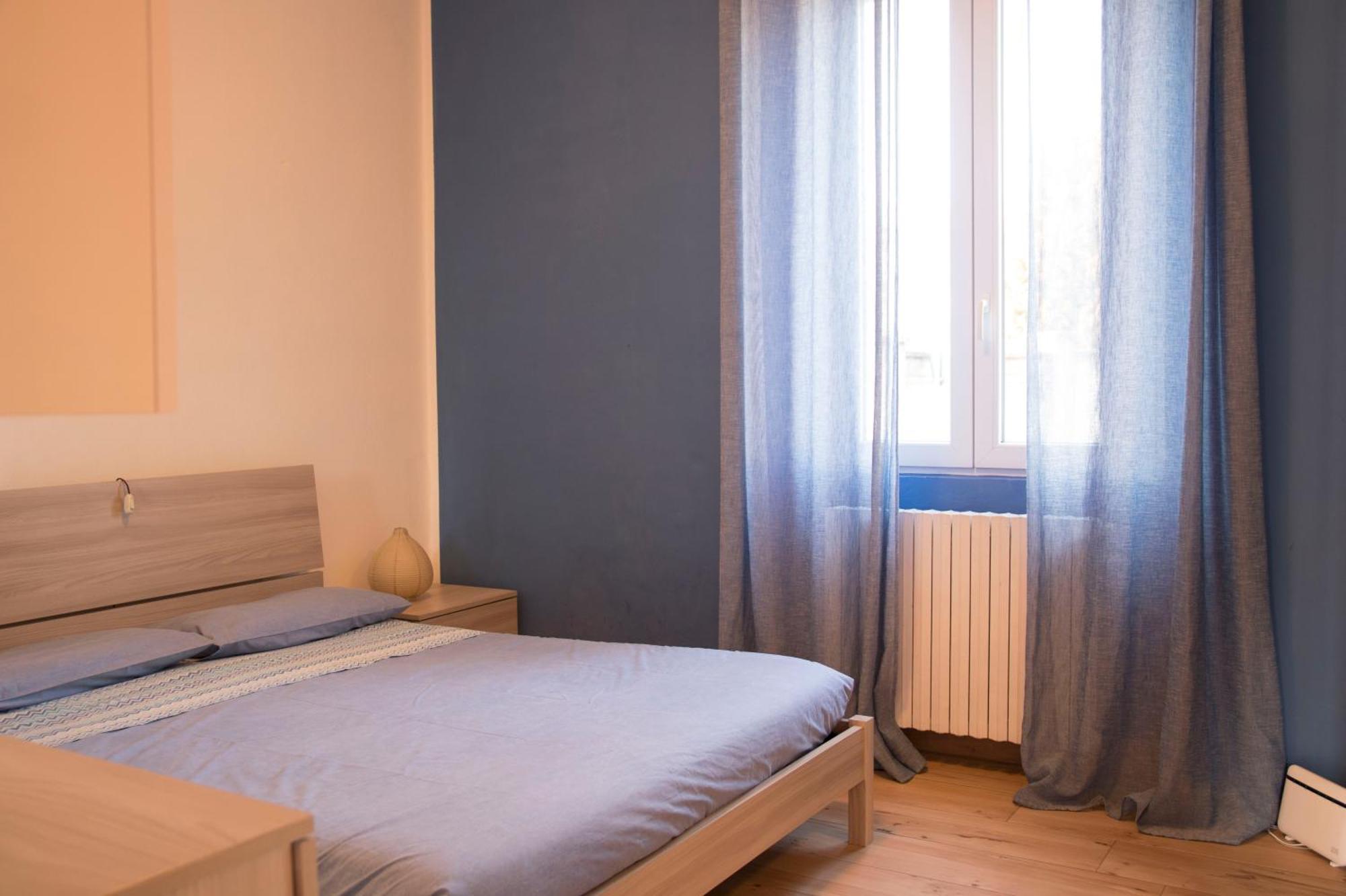 Domus Vicina Al Centro Storico Lejlighed Pavia Eksteriør billede